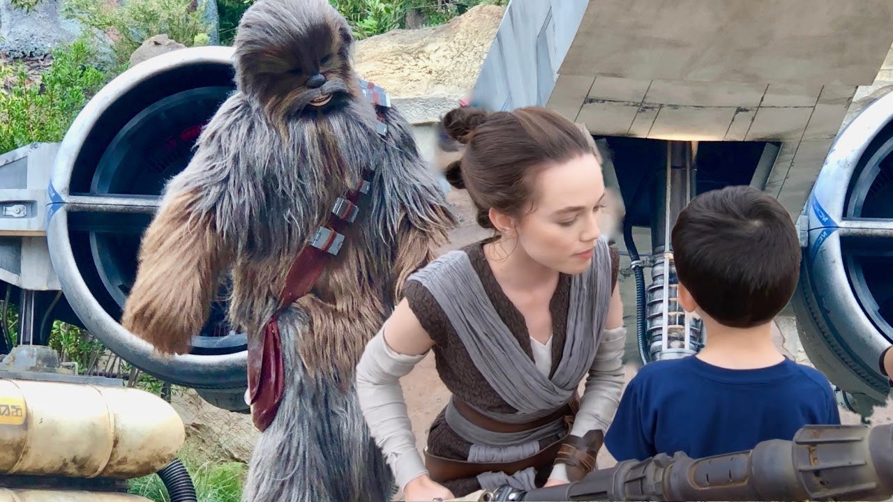 Communication Training with Rey at Resistance Supply Camp - Star Wars Galaxy's Edge - Disneyland