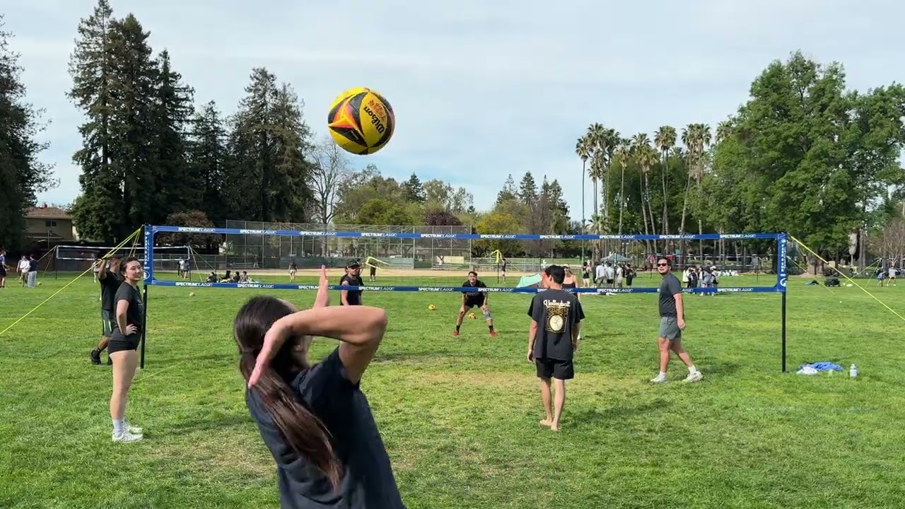 Quarter-Finals Set 1 - Good Vibes VS. Diving and Vibing