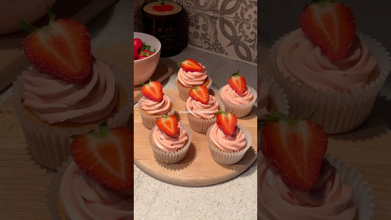 Strawberry cupcakes #cupcake #strawberry