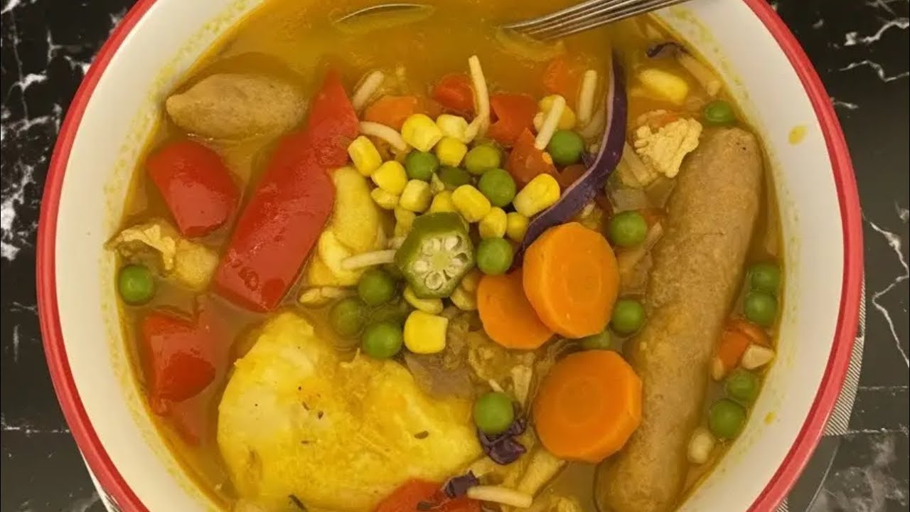Come cook the BEST CHICKEN SOUP WITH ME#jamaicanfood #chickensoup #soup#sounds #cooking
