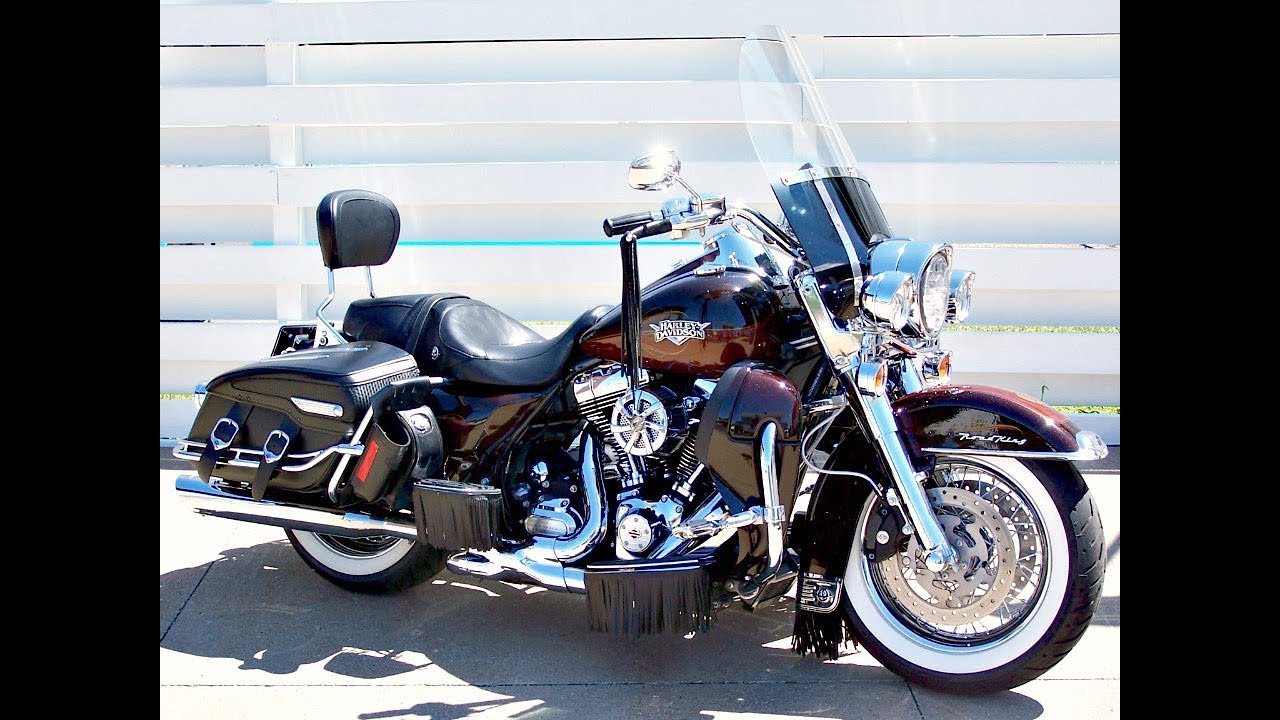 ПРОДАНО! Harley-Davidson Road King Classic FLHRC 2011 года