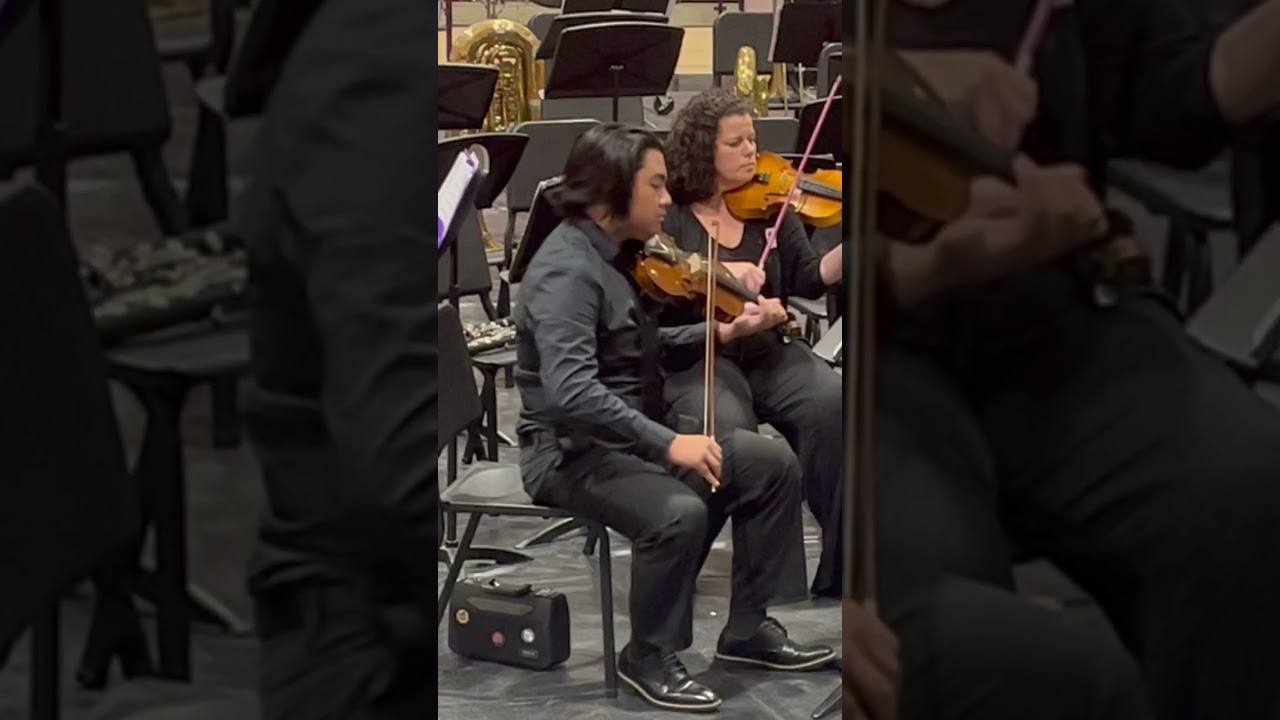 Kuya playing Violin!!! Part Two!! 