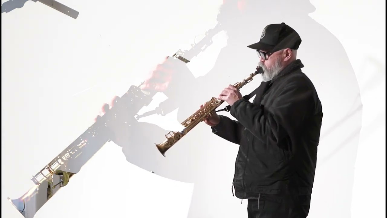 circular breathing multi-phonics  "continuation of technique" for soprano saxophone  [test footage]