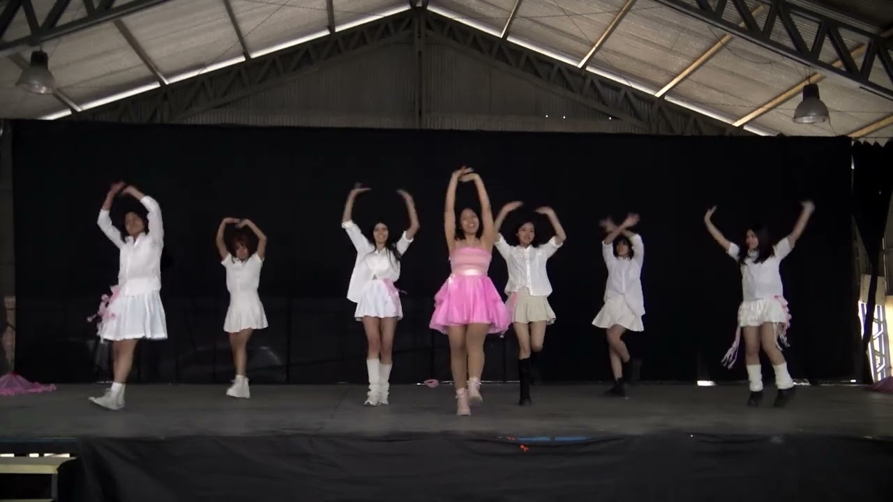 YENA - SMILEY (Feat. BIBI) - KPOP - Funnanime 12va Edición - Centro cultural Manuel Belgrano, Jujuy