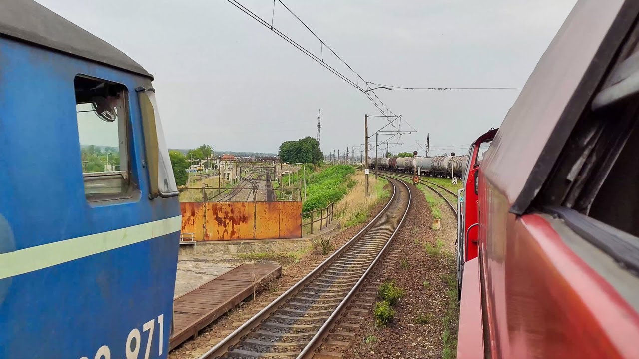 Przejazd pociągiem regio Tur z SU42-521 przez Zajączkowo Tczewskie - widok z Bohuna