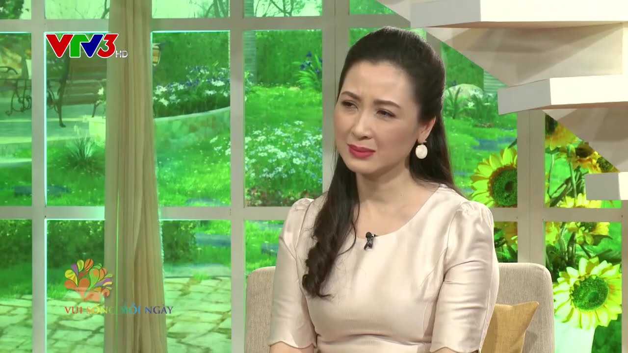 Hành trình bước qua nghịch cảnh của ca sỹ Hoài Nhân.