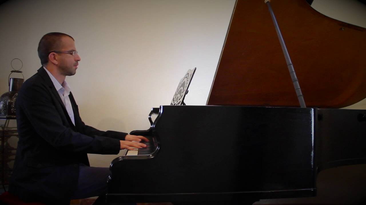 Luis Eduardo Aute - Sin tu latido - Piano