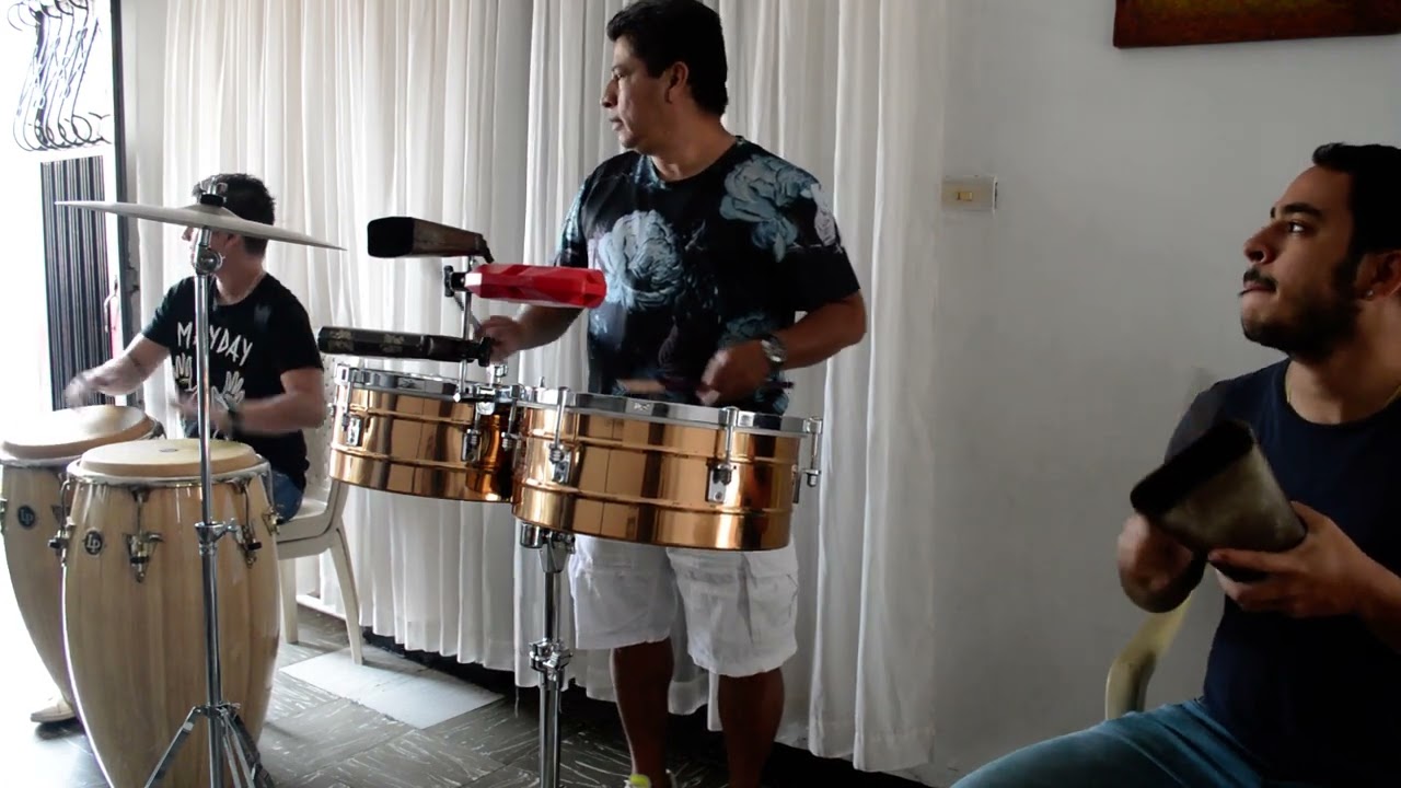 TALLER DE PERCUSION /EFRAIN ARANDA /PALOMINO / FELIPE ARANDA..