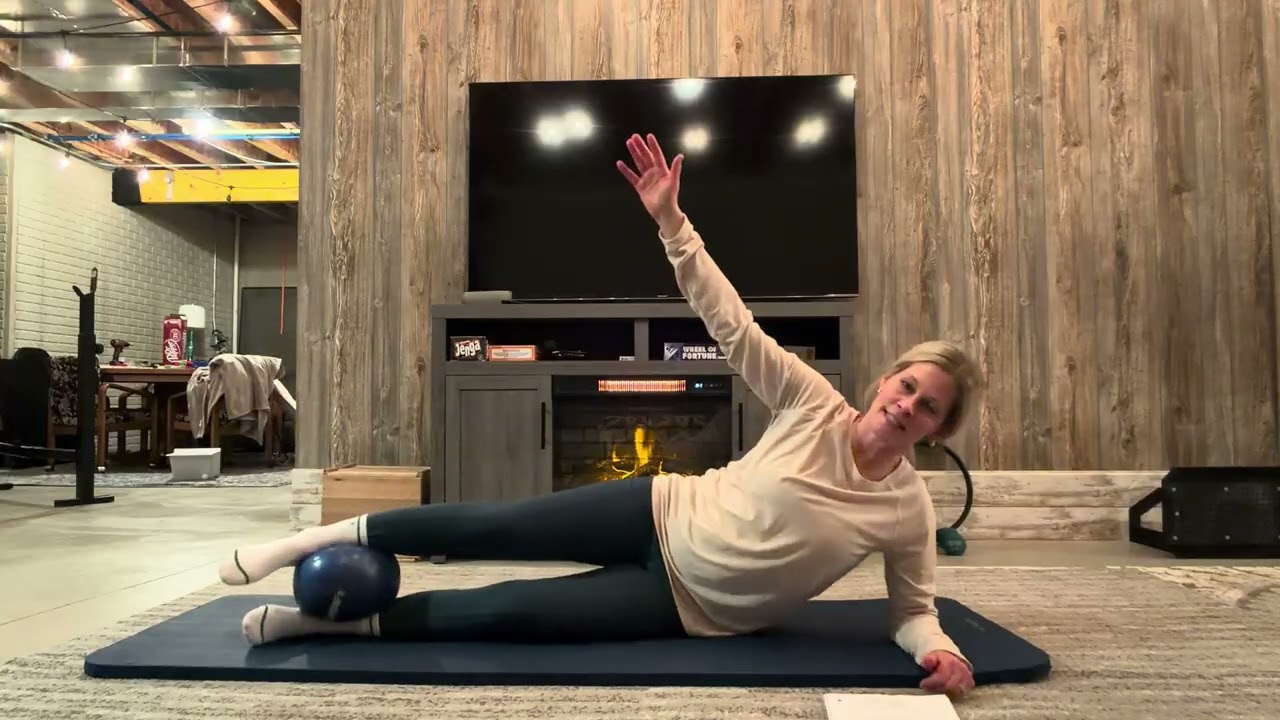 Day 14: 20 min, lights weights and exercise ball