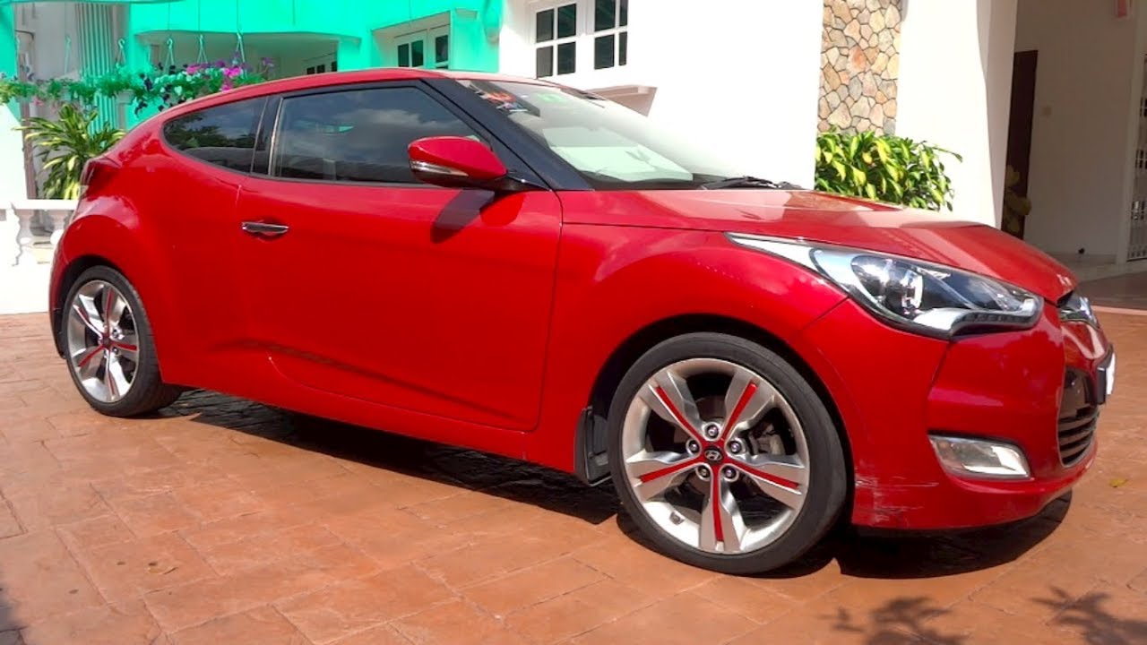 2014 Hyundai Veloster 1.6 Premium Start-Up and Full Vehicle Tour
