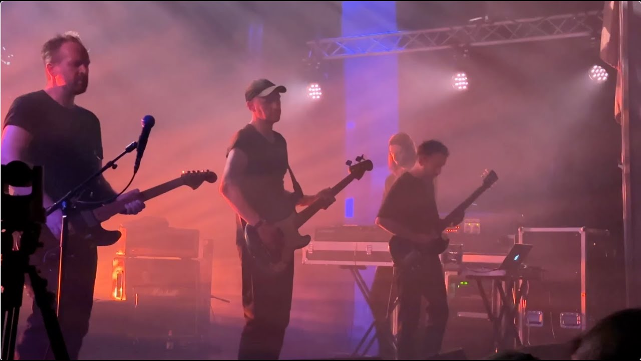 MAYBESHEWILL - He Films the Clouds Pt. 2 @ dunk!festival 2025 3/3
