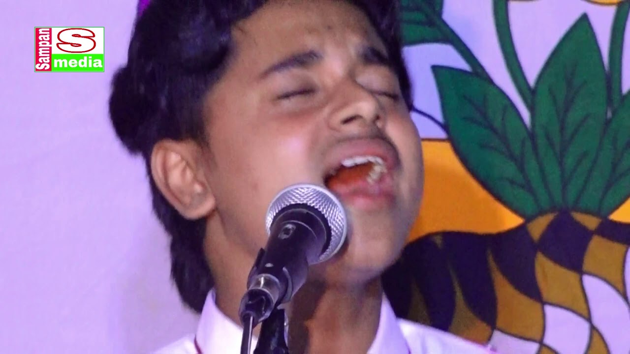 মফিজের এ কোন স্বাদ জাগলো মনে,প্রথম বারের মত গানের মঞ্চে প্রকাশ করলো মফিজ