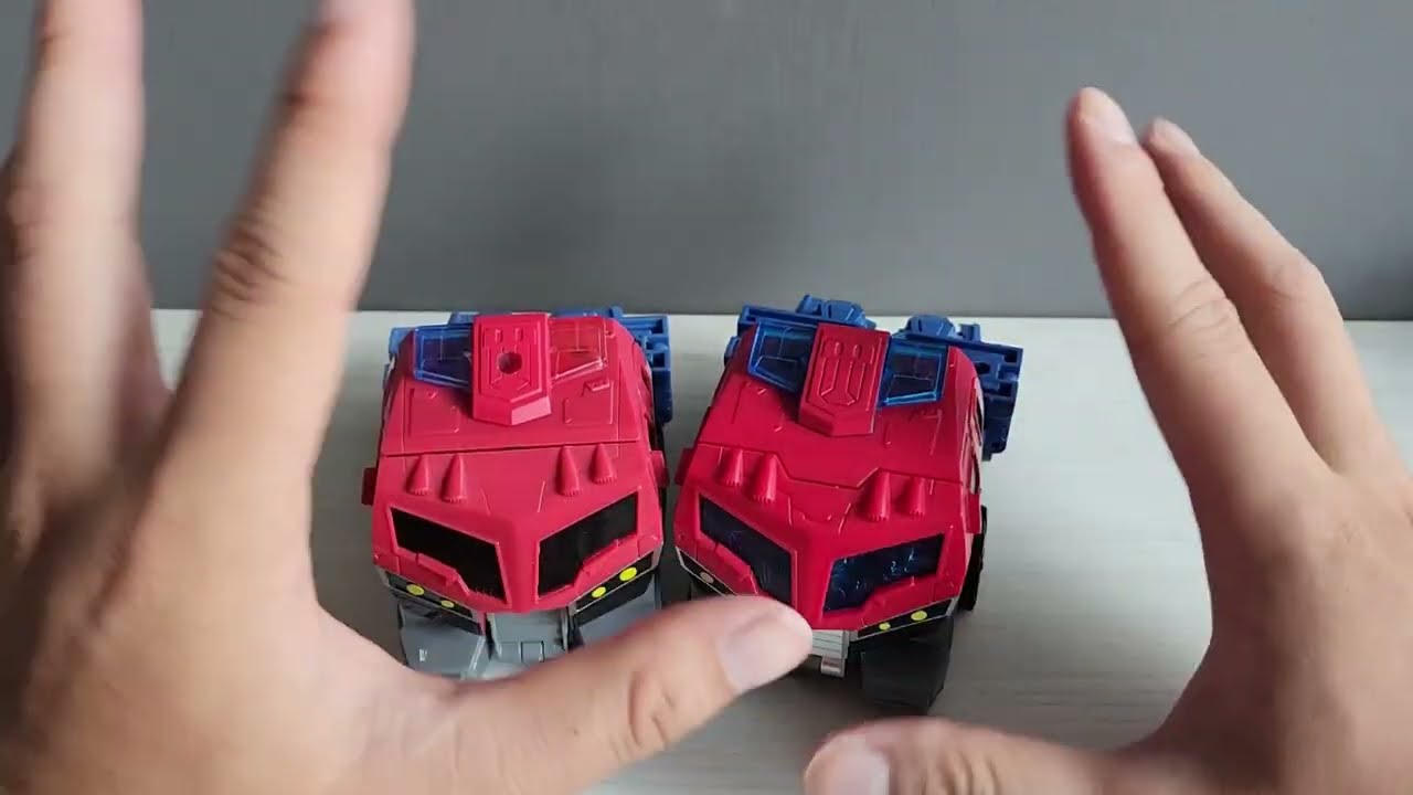 Legacy Animated Optimus Prime With DNA upgrade kit