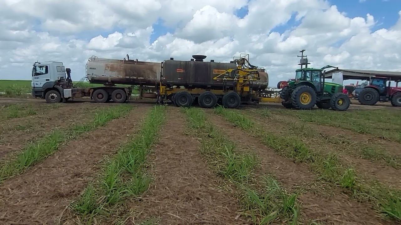 Equipamento Para Aplicação de Vinhaça  Localizada  em Cana De Açúcar