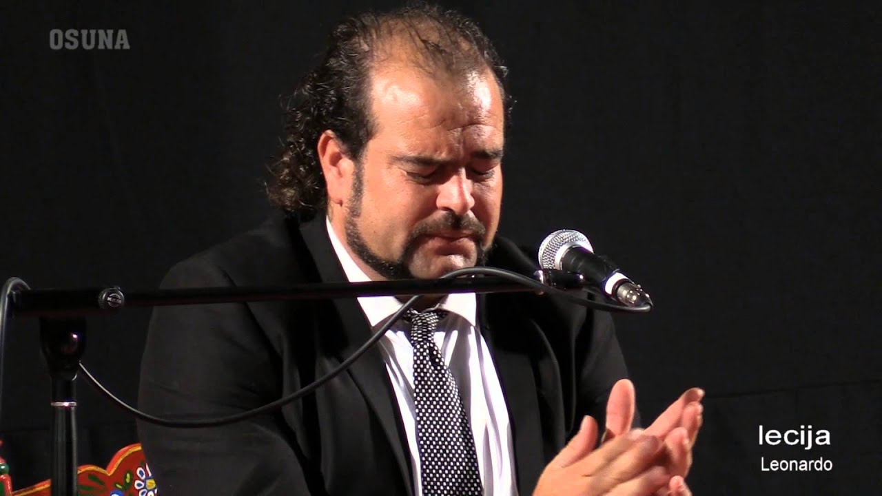 MIGUEL DE TENA: 