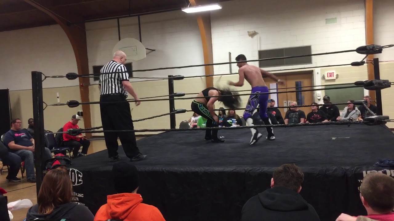 Savanna Stone vs Brady James WOE 12-1-18