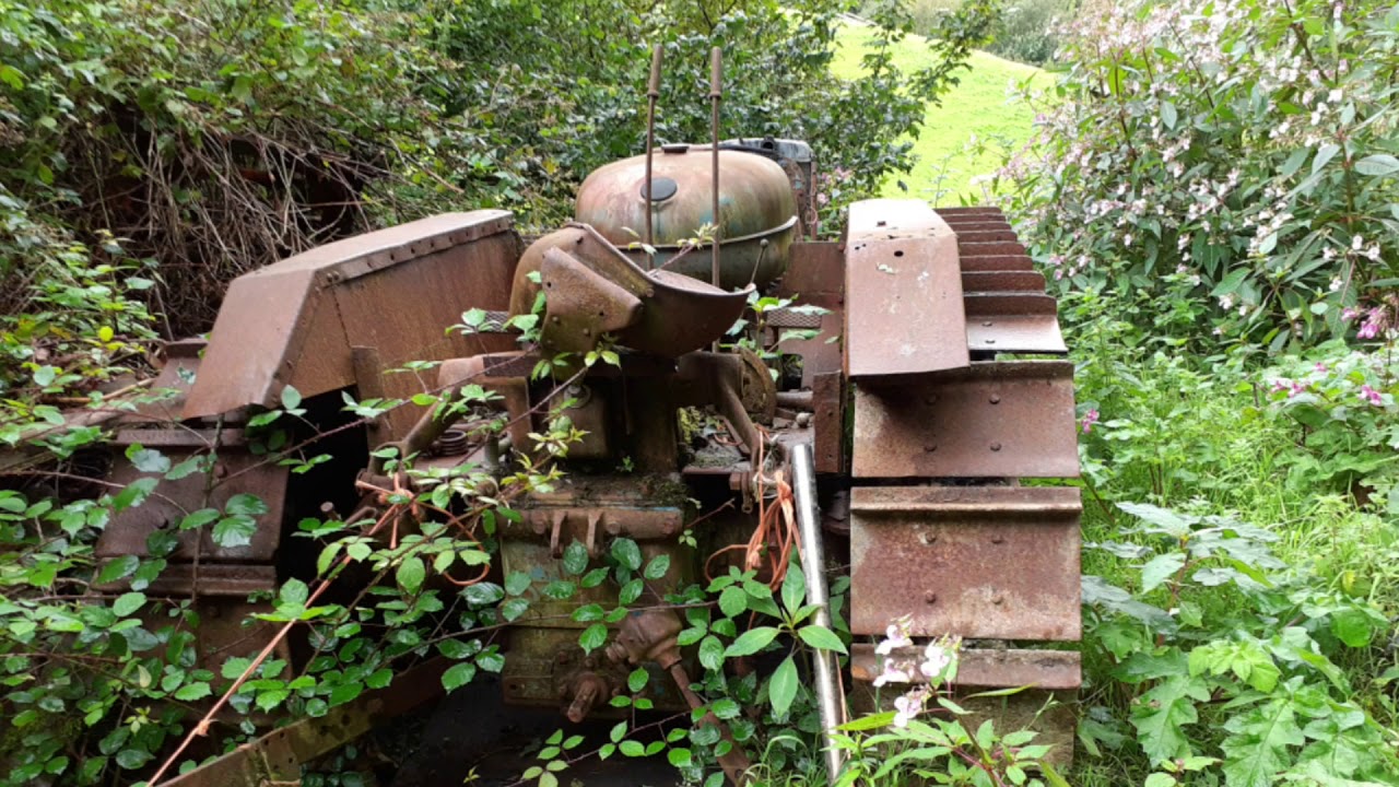 My Fordson crawler running after 16 years