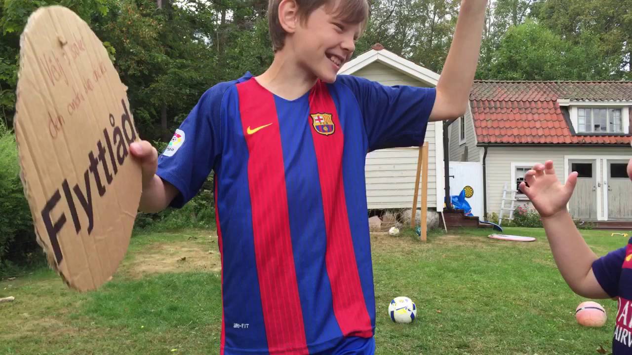 Fotbolls Challenge Med min Lille Bror #1
