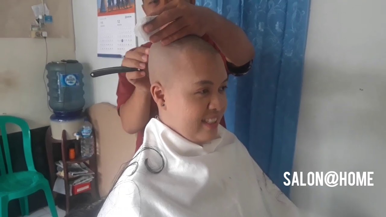 Woman Headshave Shahnaz at Barber 😱 | Mamah Muda Cukur Gundul di Barber Shop | Headshave Indonesia