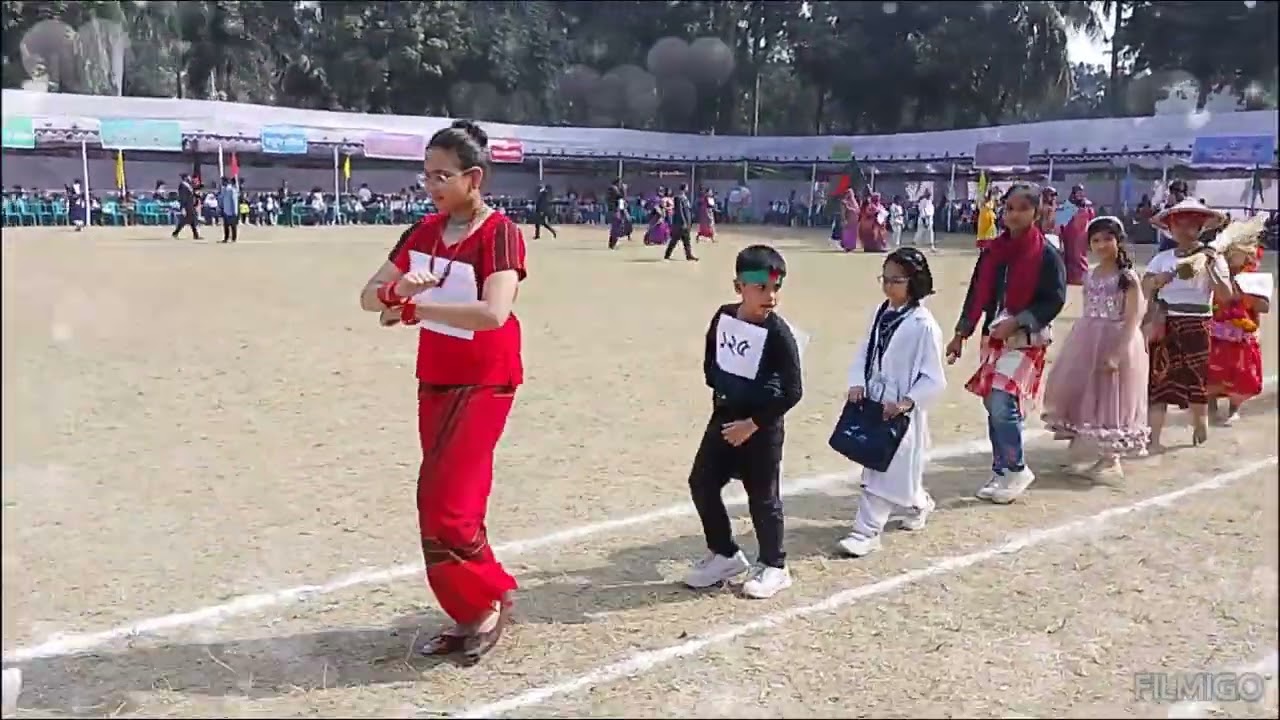 বিসিআইসি কলেজে শিক্ষার্থীদের যেমন খুশি তেমন সাজো।