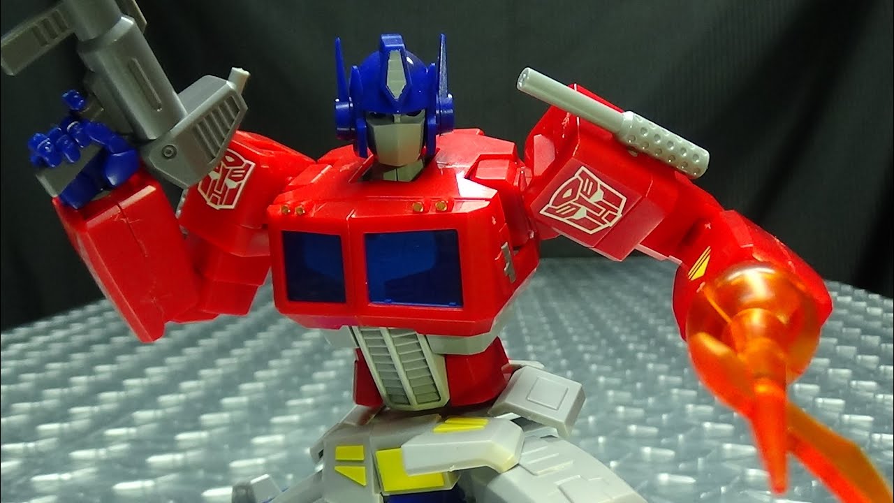 Flame Toys Furai Model G1 OPTIMUS PRIME: EmGo's Transformers Reviews N' Stuff