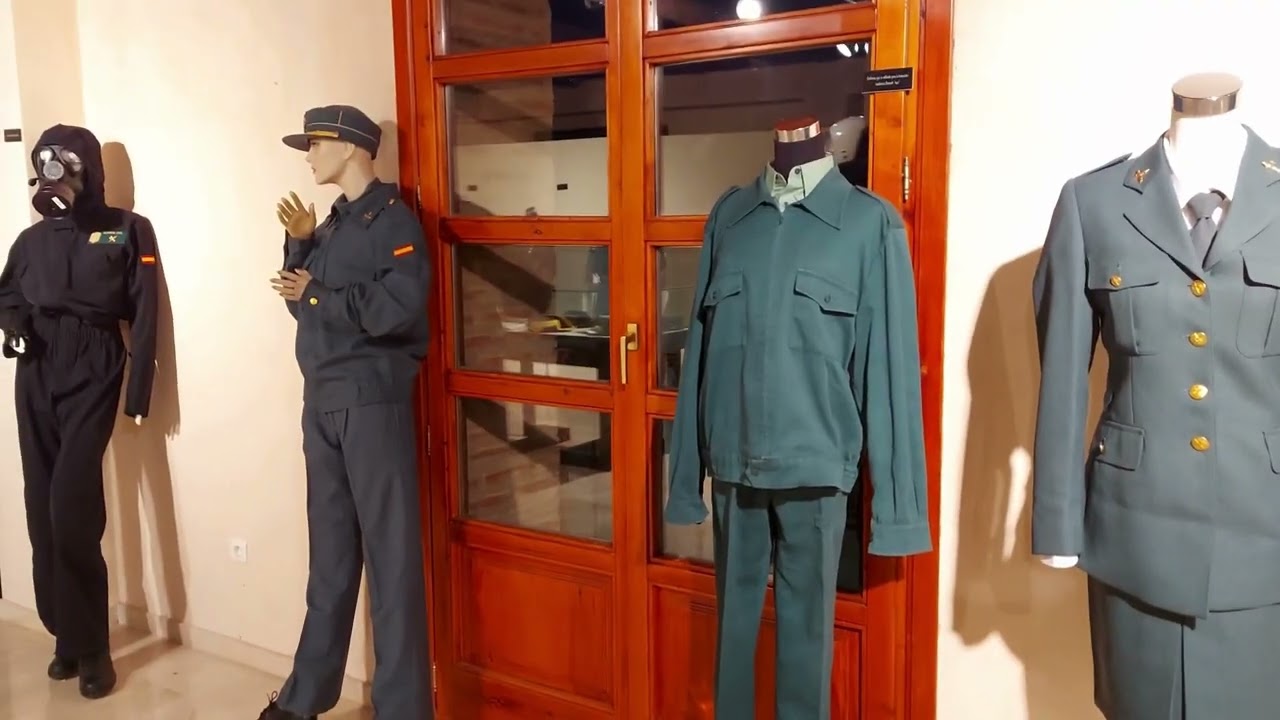 Exposición la Mujer en la Guardia Civil  - Centro Cultural Santa Teresa - Malagon - Ciudad Real.