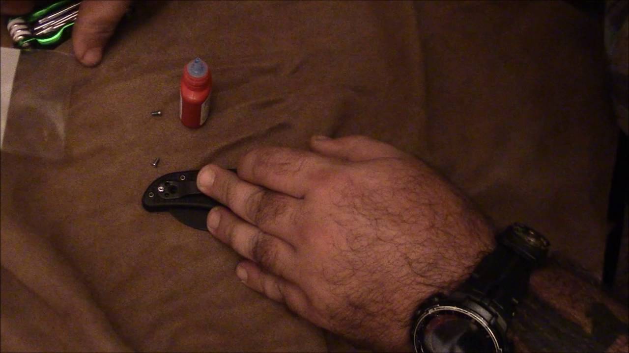 Replacing a pocket knife clip
