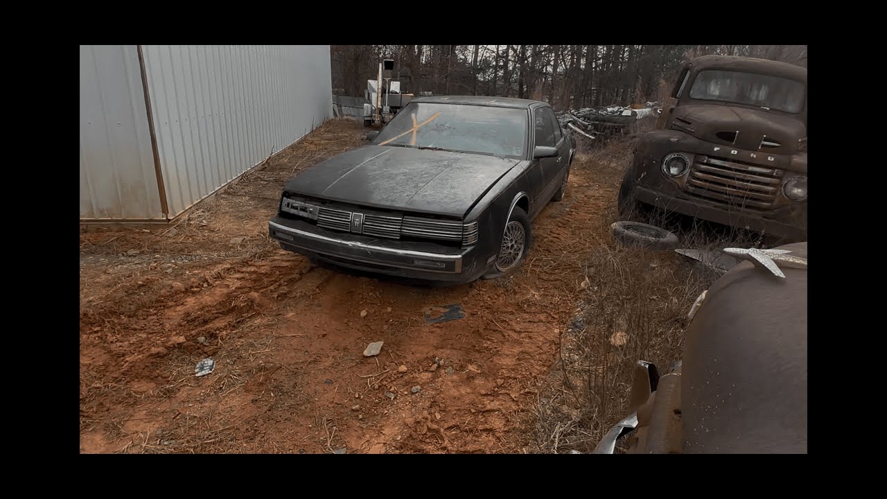 Утилизирован автомобиль Olds Toronado 1989 года выпуска.