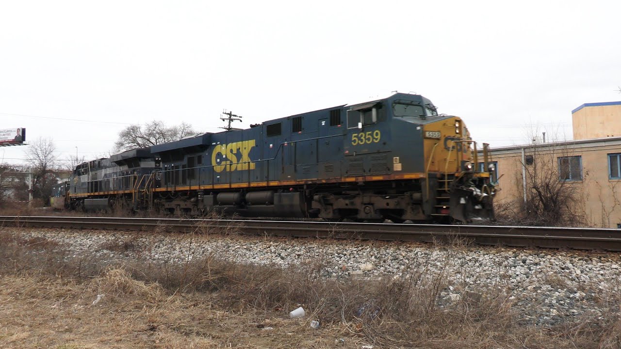 12/28 RF&P Heritage Unit trails on CSX I031 at Hyattsville MD 