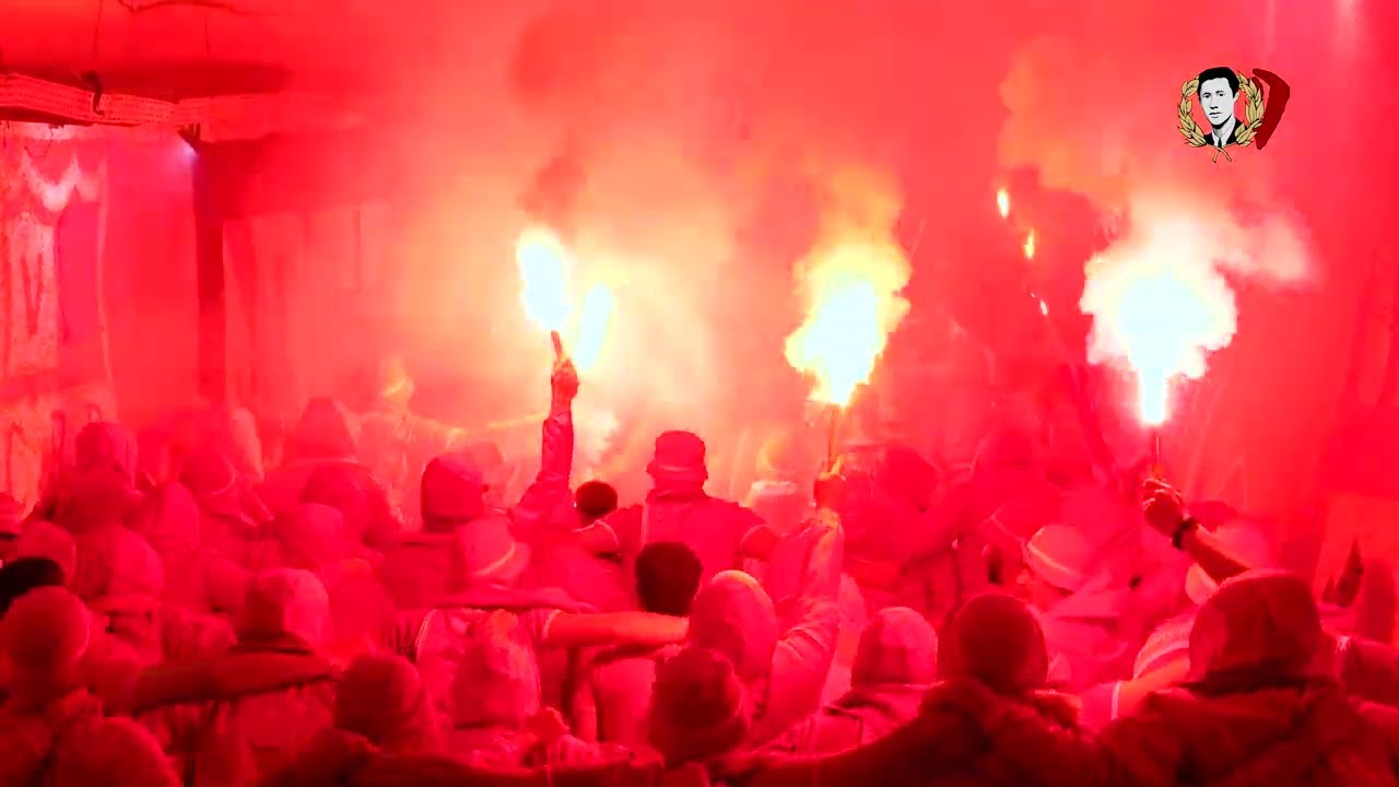 Ultras Fanatic Reds - La Banda Loca : Alerta [Live]