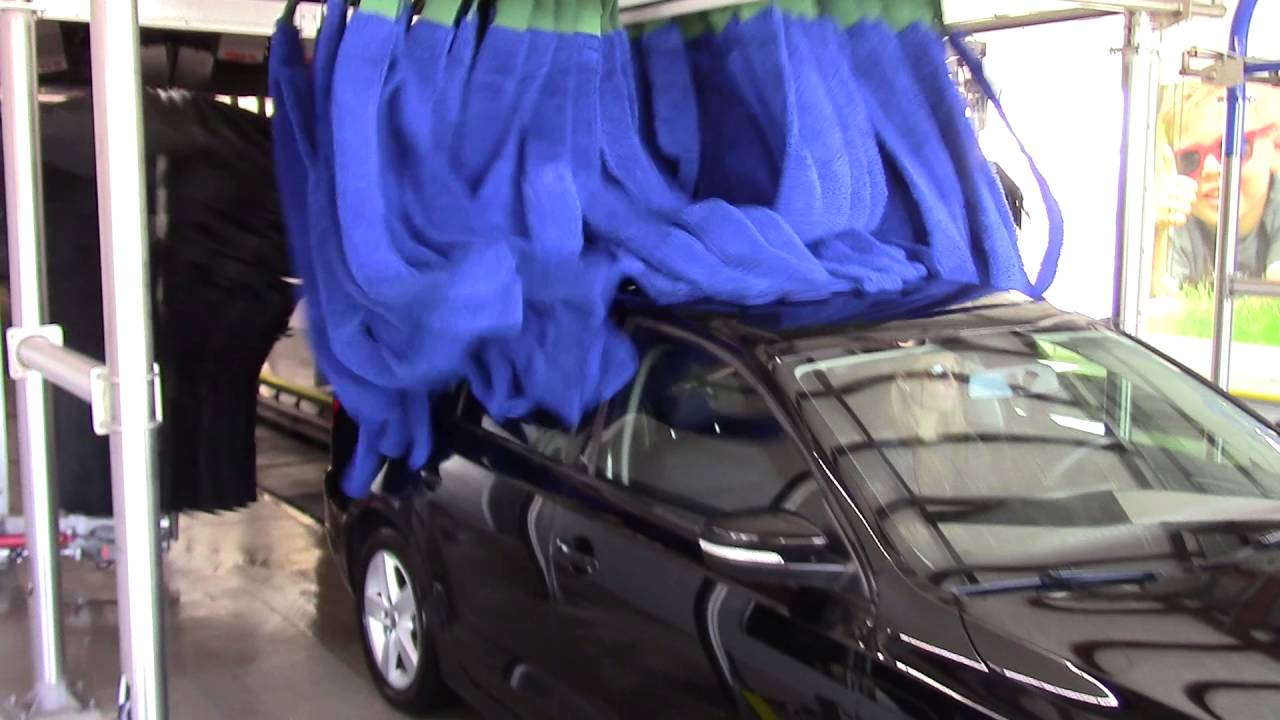 PECO Car Wash - Wash and Polish Tunnel