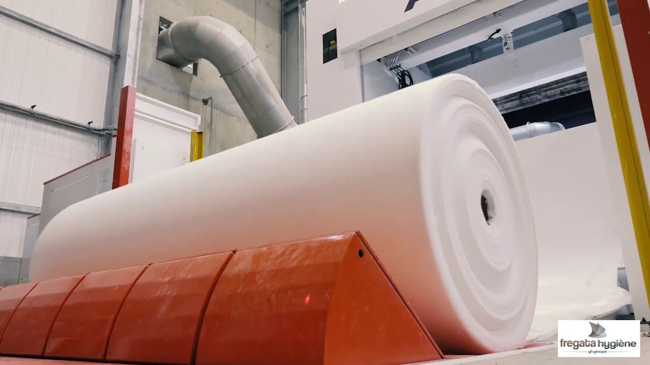 Fregata Hygiène - Démarrage de la machine  à papier