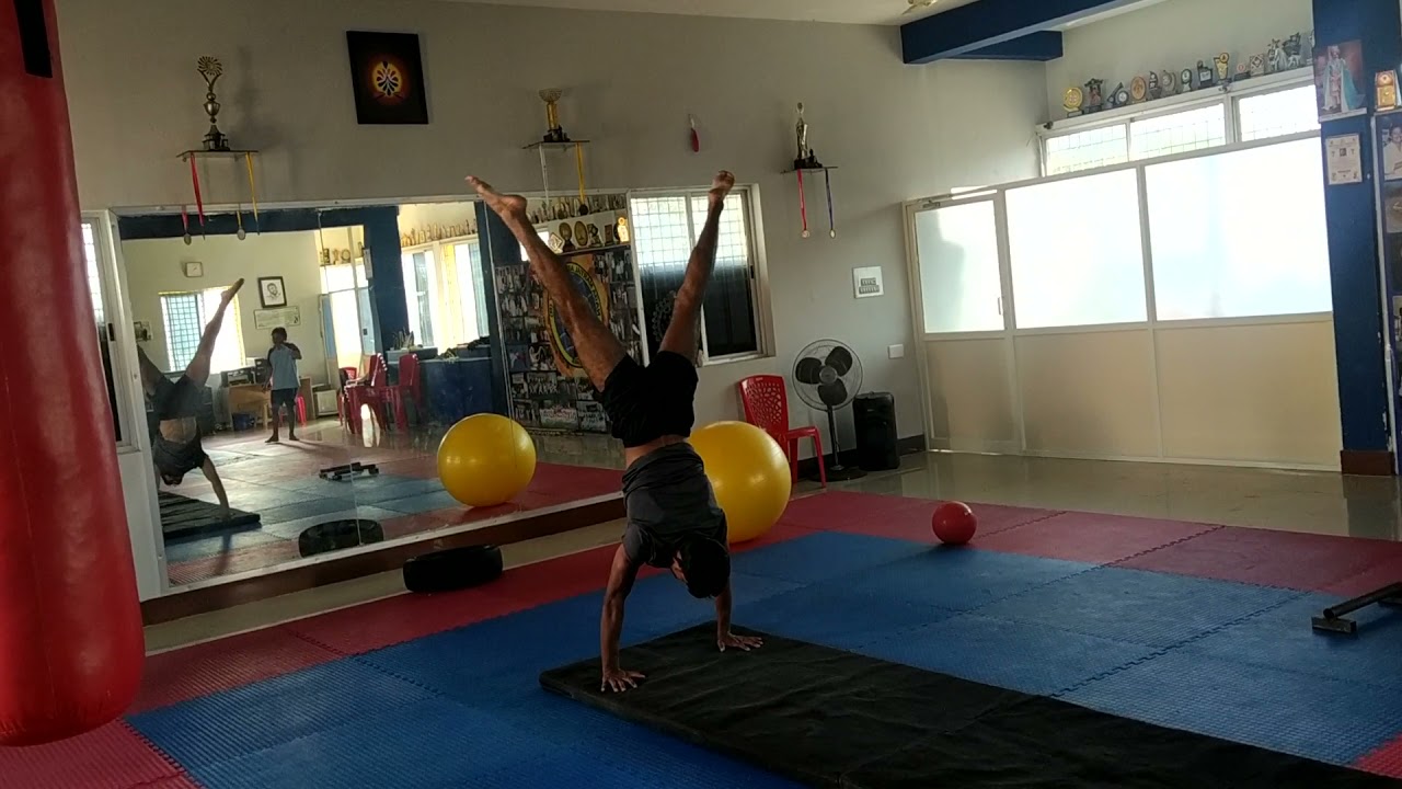 Press Handstand with forward roll headspring.. ❤️🔥 