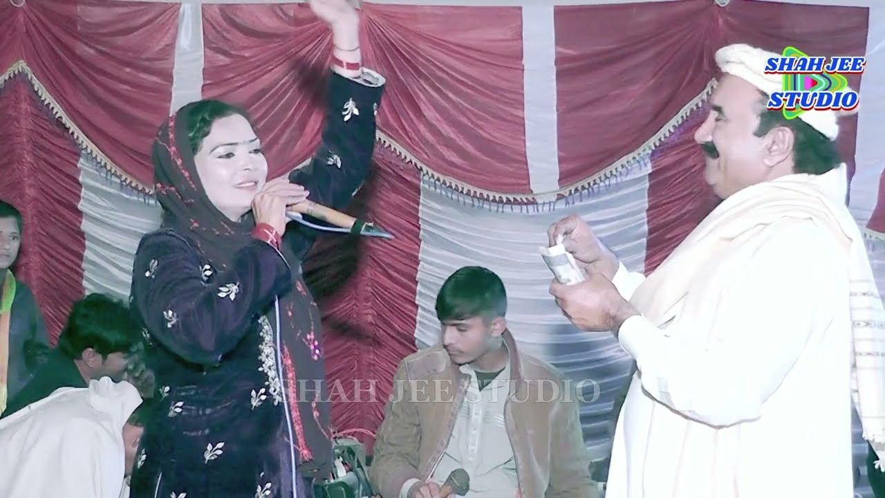 New Fozia Malik 2024 Jhirkan Na De Dhola | New Dhol Geet 2024 By Shah Jee Studio