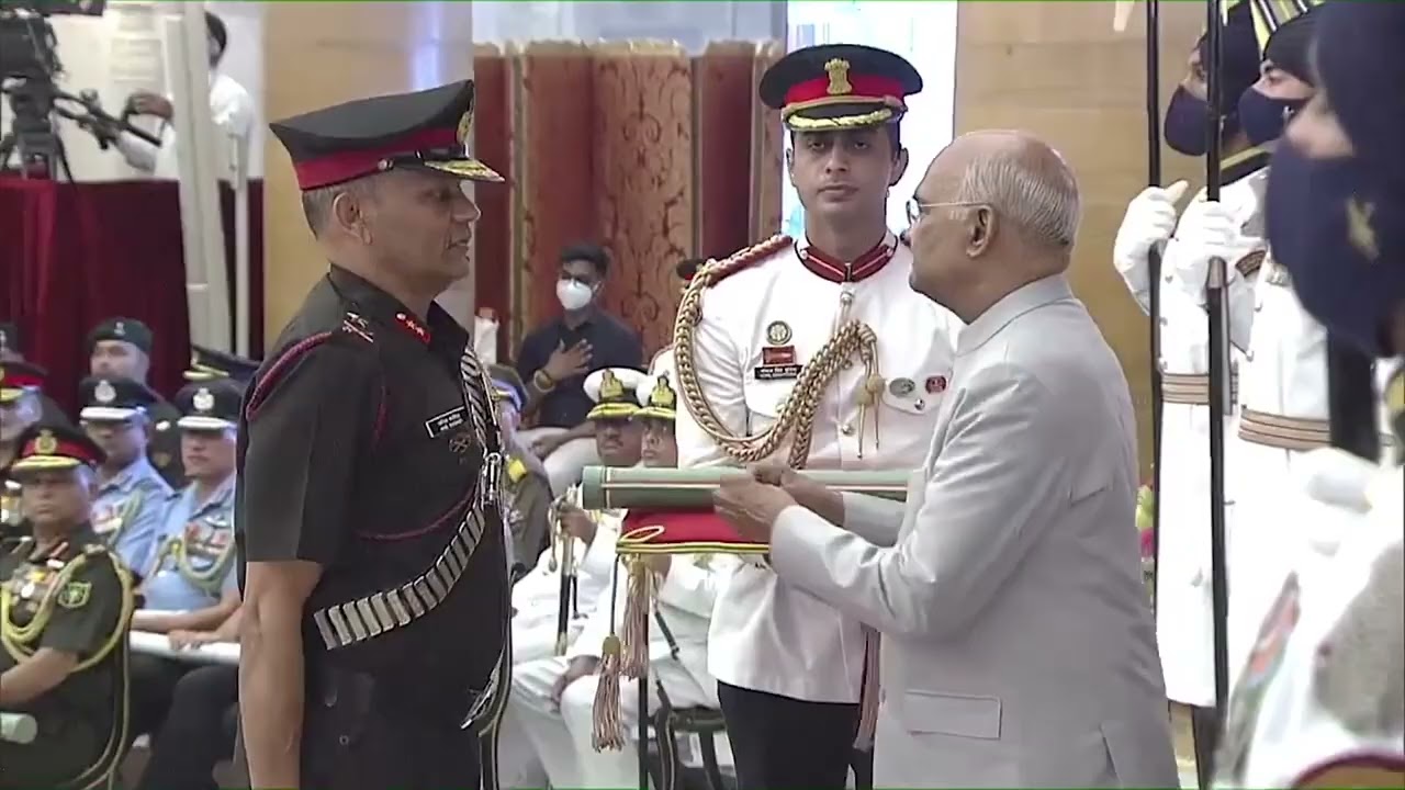 President Kovind presents Ati Vishisht Seva Medal to Major General Anil Kumar Kashid