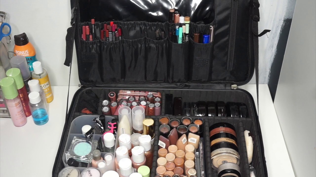 WHATS IN MY FREELANCE KIT ?!  | TABETHAASHLY