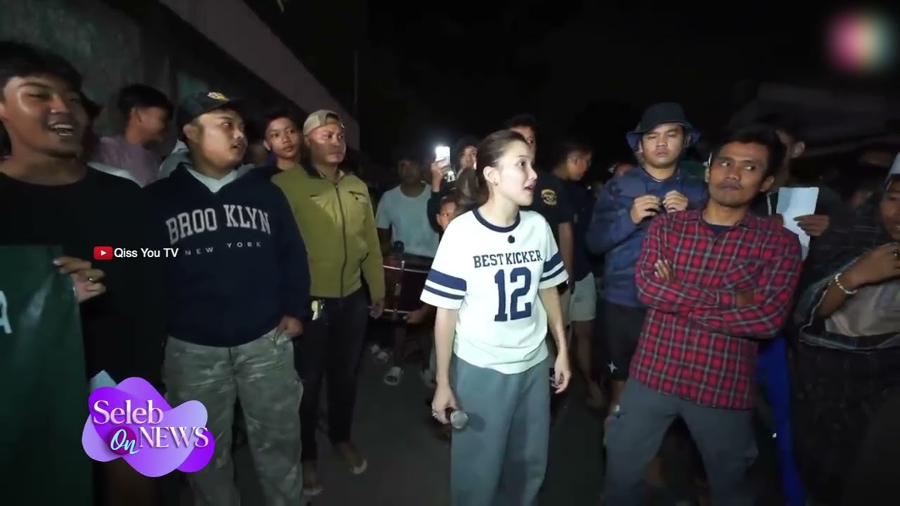HEBOH! AYU TING TING GREBEK SAHUR DI PONDOK RAJEK, WARGA SAMBUT PAKAI REBANA!! - SELEB ON NEWS