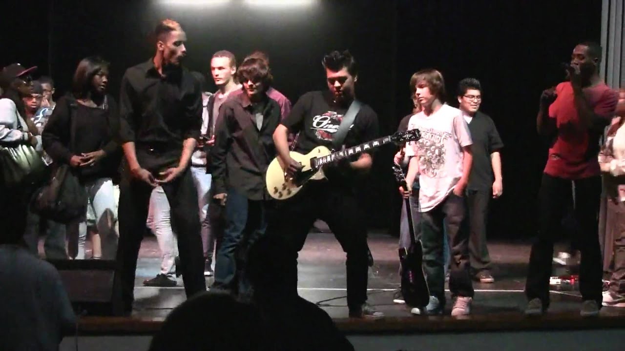 Welcome To The Jungle guitar cover First place talent show winner