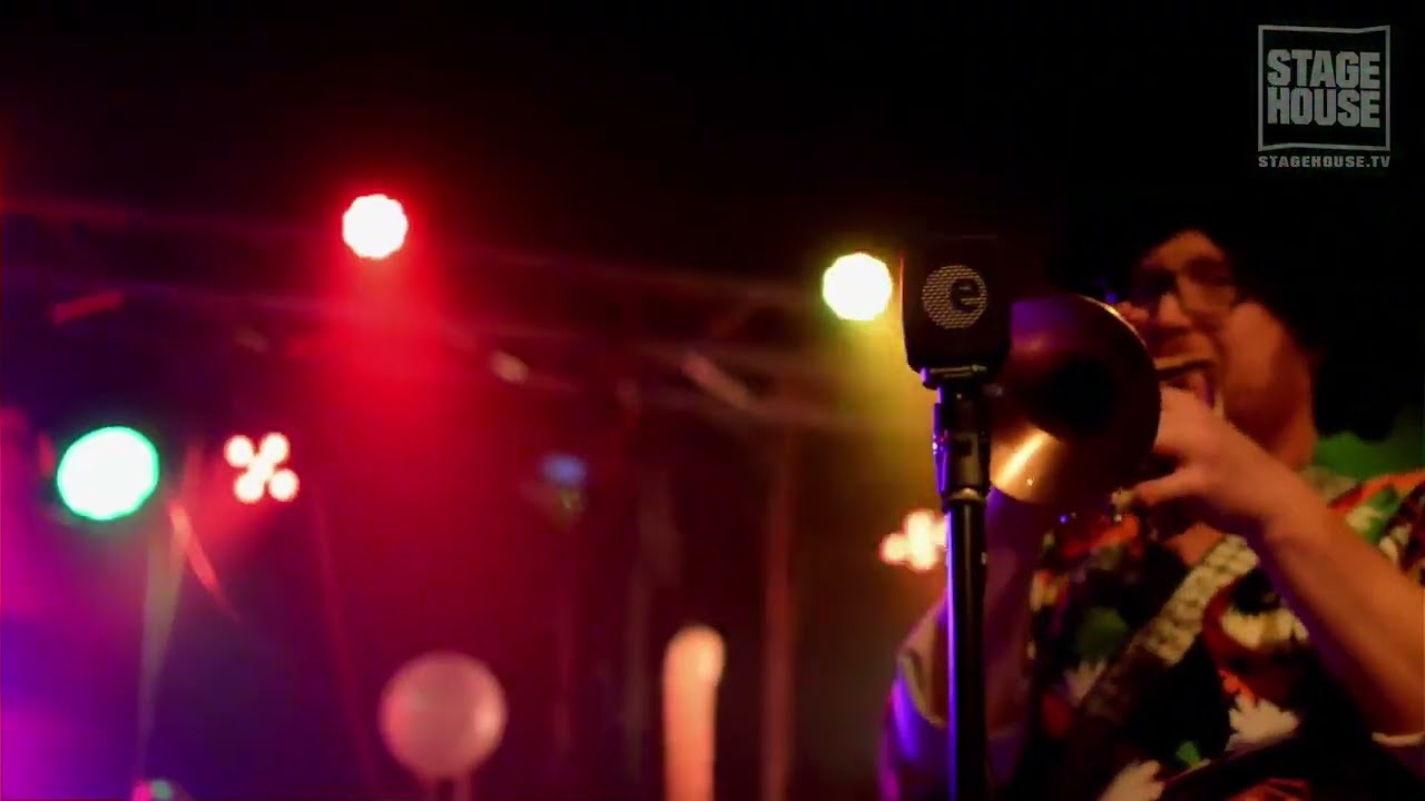 Mr.MusicX Live im StageHouse