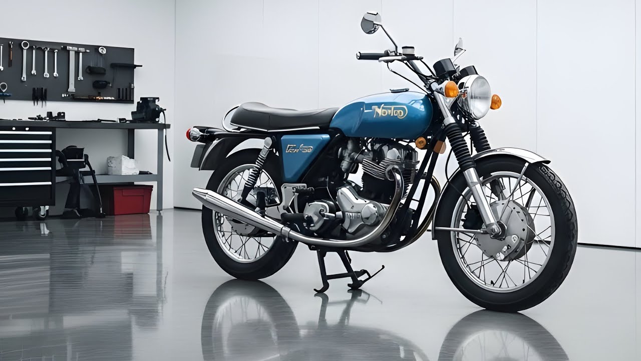 Norton Commando 1972 Full Restoration – From Rusty Wreck to Stunning Blue Beauty.