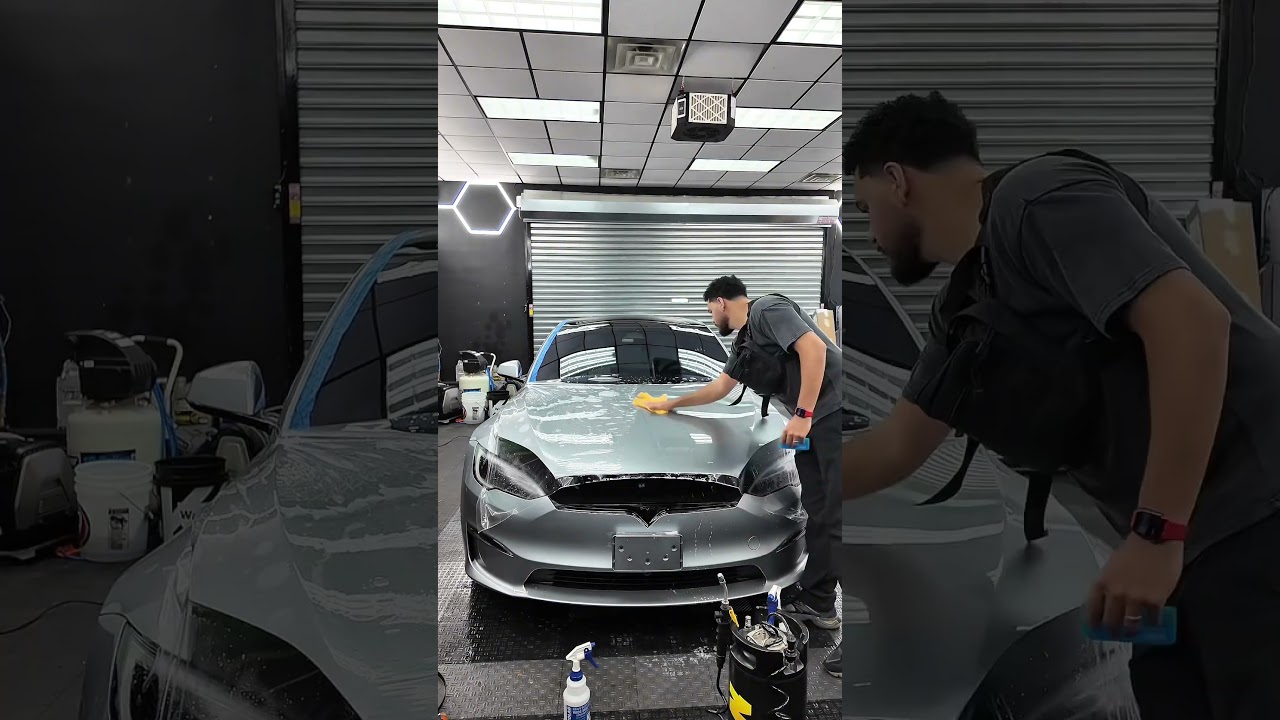 Tesla Model S in for front end Paint Protection Film (ppf) and ceramic coating 👌🏽