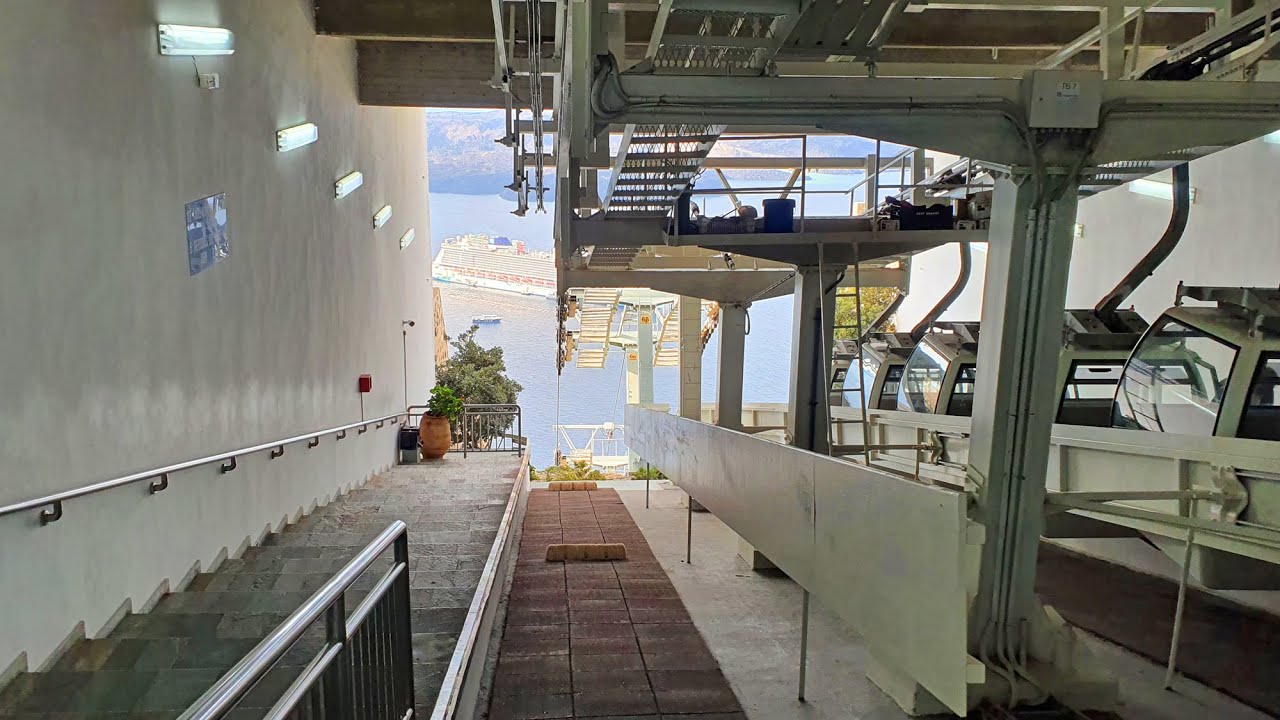 Santorini - Cable Car