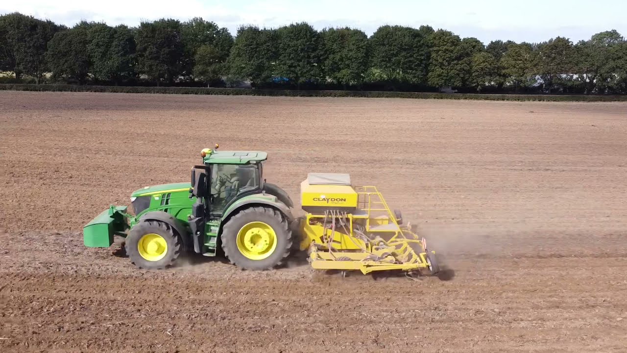 Drilling wheat 2021 October Claydon 4 metre John Deere 6250R Harvest 2022