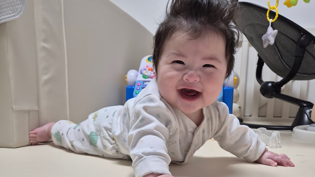 #김별 2025.3.1~31일 뒤집기, 되집기, 앉기, 침범벅. 육아기록
