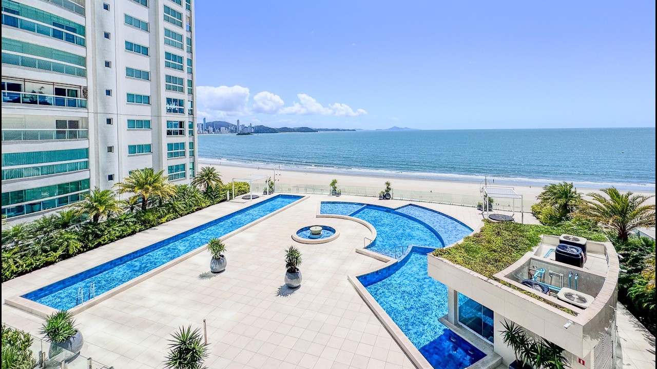 Apartamento Garden com piscina no One Tower, o pr&eacute;dio mais alto do Brasil, em Balne&aacute;rio Cambori&uacute;.