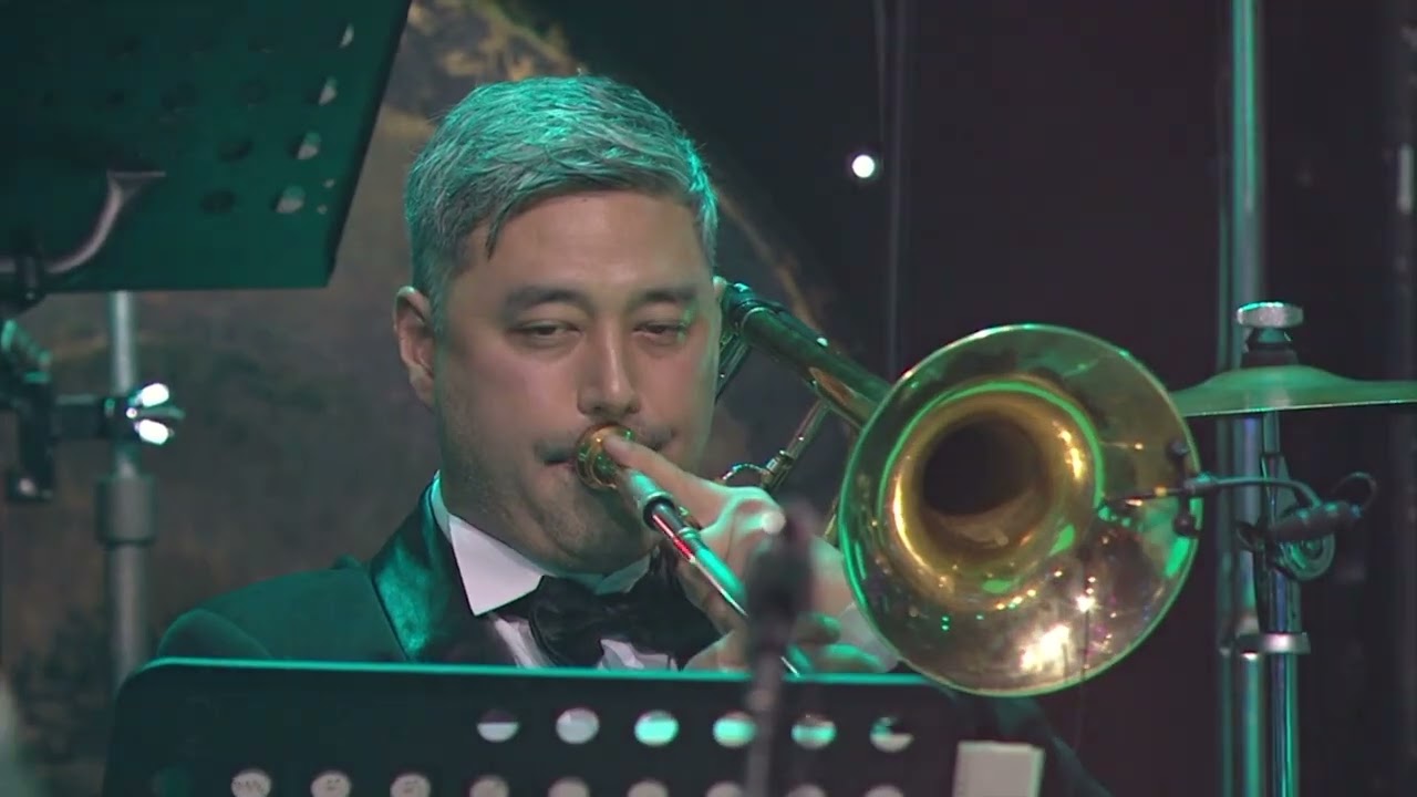 Bipyl | Kazakh Folk Song | Qazyna Vocal Group & Symphony Orchestra | Samgau 2022