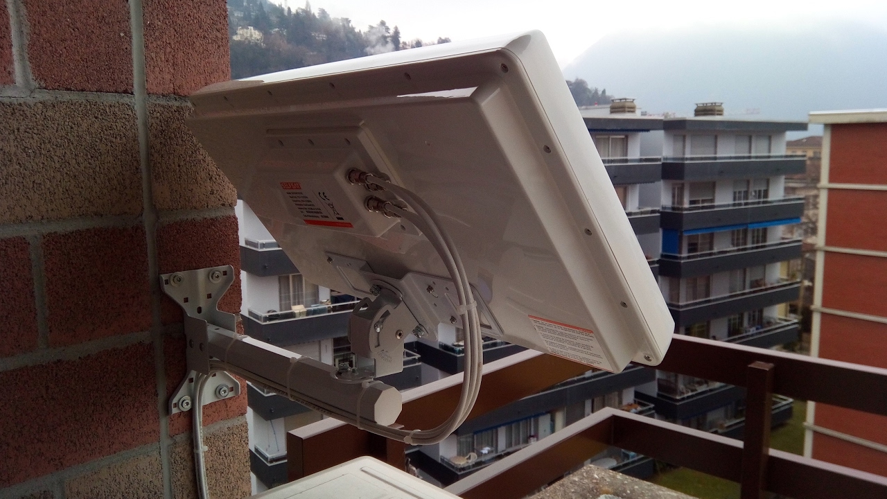 Antenna satellitare piatta Selfsat per MySky