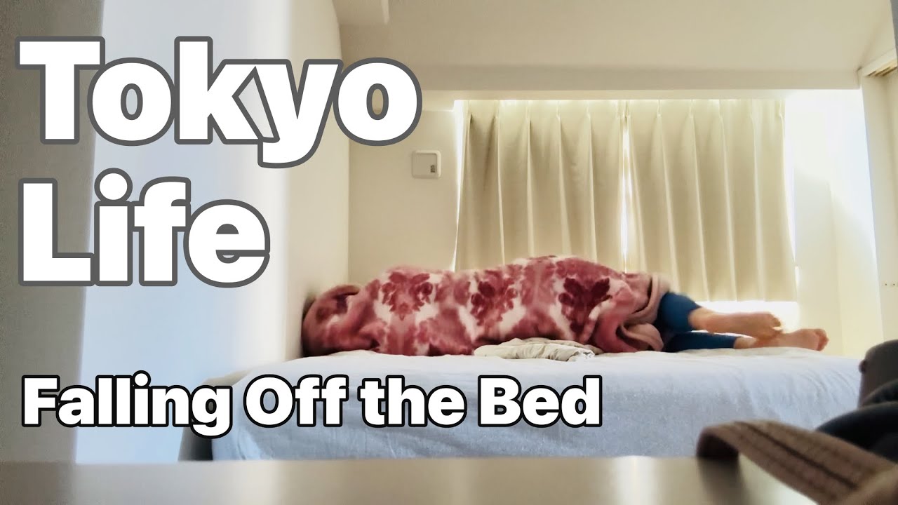 A Clumsy Morning in Tokyo｜Falling Off the Bed, Coffee & Quiet Home Life 🇯🇵