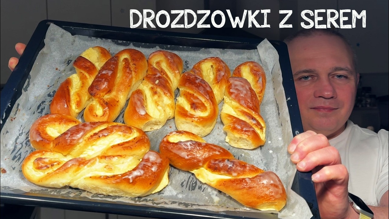 Domowe drożdżówki z serem. Jak ze szkolnego sklepiku!