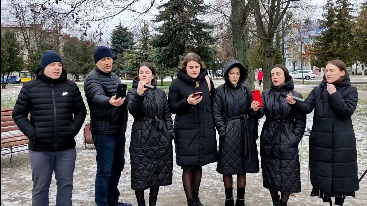 Тихо над горами тане туман 